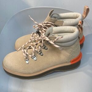 Sorel Women's Hi-Line Hiker Boot NEW